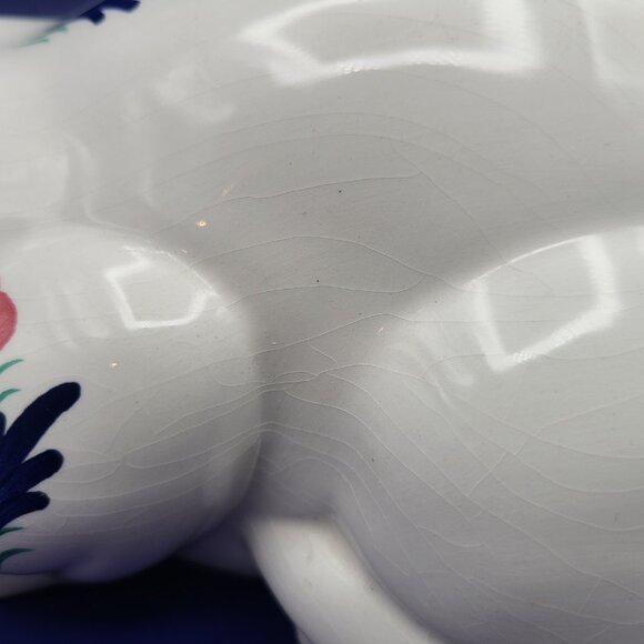 Vintage ELPA Alcobaca White Ceramic Crouching Cat Figurine Statue Blue Glass Eye - Picture 10 of 12